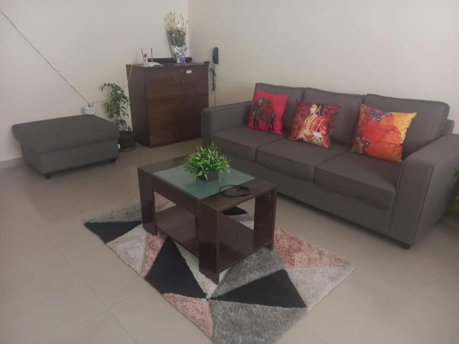 Hinjewadi Phase1 2bhk1ac Kitchen Apartment